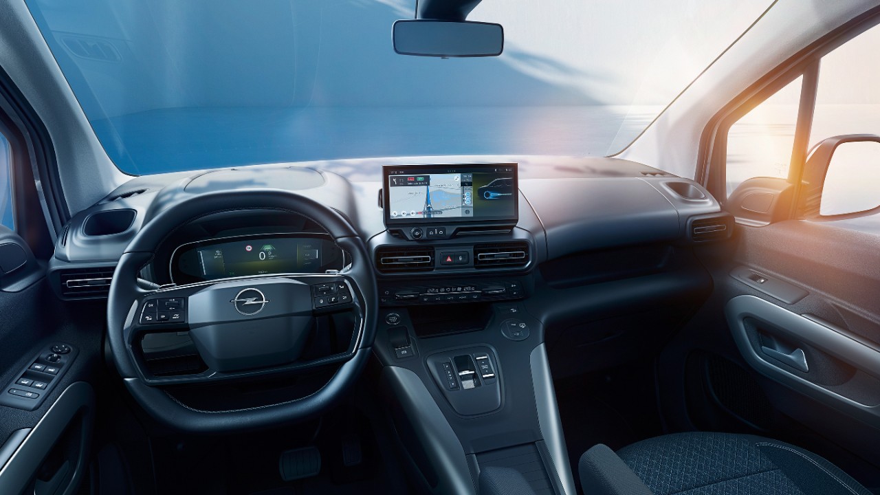 Vista interior do Opel Combo Electric