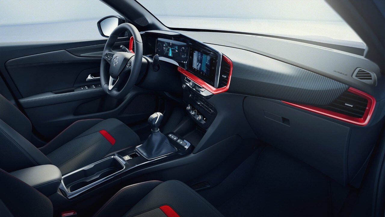 Interior do Opel Mokka a partir do lugar do passageiro